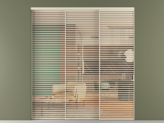 Алюминевая перегородка vn3_07_ Алюминий бежево-серый Прозрачное оранжевое стекло, триплекс, 6мм. Цвет Алюминий бежево-серый. Материал Алюминий в эмали. Коллекция Перегородка Formato внутри проёма 3 створки с синхронным механизмом. Картинка.