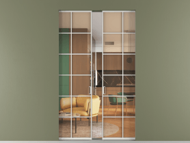 Алюминевая перегородка skr2_05_ Алюминий светло-серый Прозрачное оранжевое стекло, триплекс, 6мм. Цвет Алюминий светло-серый. Материал Алюминий в эмали. Коллекция Перегородка Formato скрытый пенал 2 створки. Картинка.